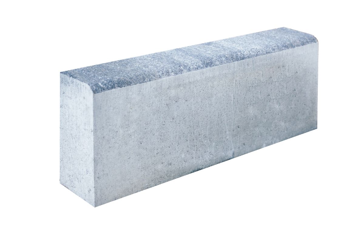 Бортовой (бордюрный) камень БР 50.20.8 Листопад гладкий Антрацит